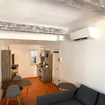 Atypical 1 Bedroom In Rue Fourmilliere 公寓 昂蒂布