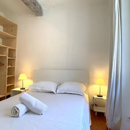 公寓 Atypical 1 Bedroom In Rue Fourmilliere 昂蒂布